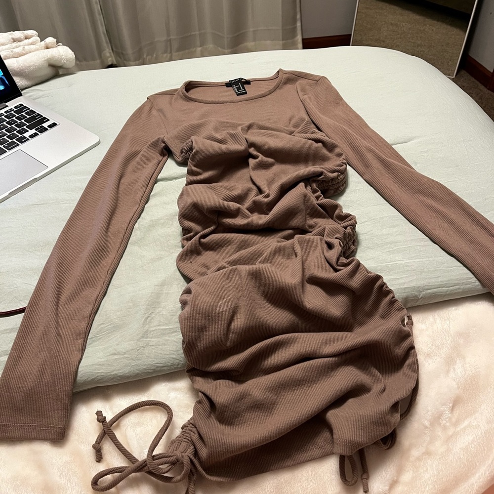 Long sleeve scrunch dress